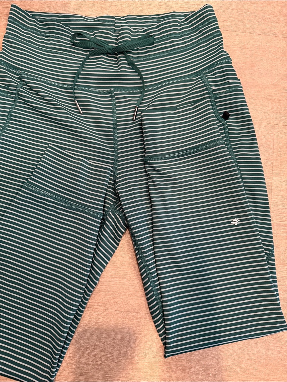HALARA Green Striped Jogger Leggings - Size Large - Like New! - Picture 3 of 4